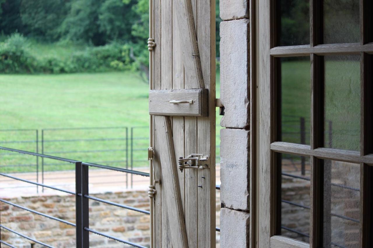 Chateau De Balleure Etrigny Екстериор снимка